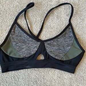EC Under Armour Black / Grey / Green Sports Bra - Size Small